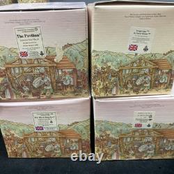 David Winter Cottages Lot Of 28 (22) In Boxes (6) Unboxed Some COAs Good Shape