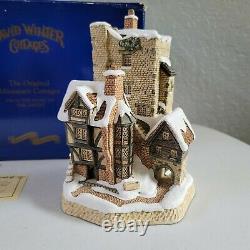David Winter Cottages Rochester Castle Carnival Edition Signed LE 0391/1000
