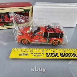Department 56 A Christmas Story CHRISTMAS STORY FIRE TRUCK Figurine Retired NEW