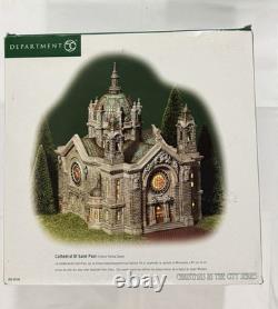 Department 56 Cathedral of Saint Paul Lighted Christmas Village Building Retired