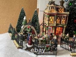 Department 56 Chancery Corner Dickens Village Gift Set