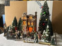 Department 56 Chancery Corner Dickens Village Gift Set