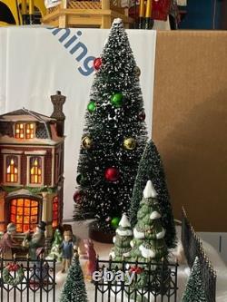 Department 56 Chancery Corner Dickens Village Gift Set