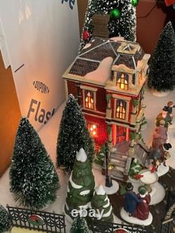 Department 56 Chancery Corner Dickens Village Gift Set