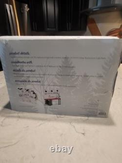 Department 56 Christmas Chick-Fil-A Village Lighted