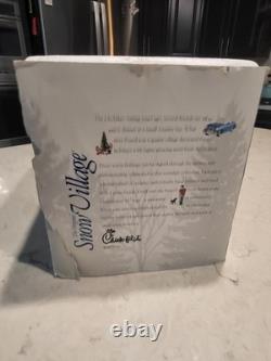 Department 56 Christmas Chick-Fil-A Village Lighted