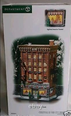 Department 56 Christmas In The City Ferrara Bakery & Cafe Lighted #59272 with box