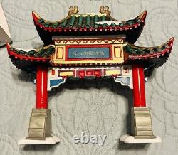 Department 56 Christmas In The City Welcome To Chinatown, Retired, HTF, EUC