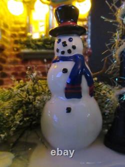 Department 56 Christmas Lane The Snowman House 55390 Tested Retired 2020