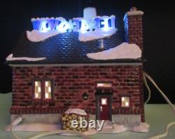 Department 56 Christmas Lane The Snowman House 55390 Tested Retired 2020