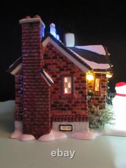 Department 56 Christmas Lane The Snowman House 55390 Tested Retired 2020