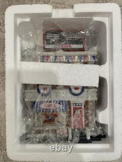 Department 56 Christmas in the City Chicago Cubs Souvenir Shop NIB