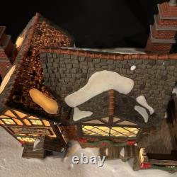 Department 56 FEZZIWIG'S BALLROOM #58470 Gift Set Scrooge Dickens Village WORKS