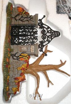 Department 56 Halloween Village- The Munsters Lighted 1313 Mockingbird Lane 2-pc