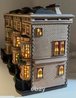 Department 56 House Mulberrie Court Retired Dickens Village