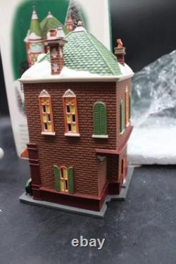 Department 56 Jenny's Corner Book Shop #56.58912 VGC In Original Packaging