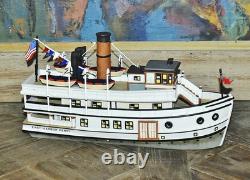 Department 56 Limited Edition Christmas In The City East Harbor Ferry Set withBox