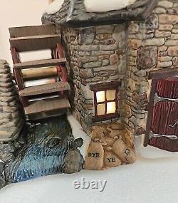 Department 56 London Gin Distillery VIDEO 58746 Works Water Mill Rotates, Lights