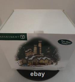 Department 56 London Gin Distillery VIDEO 58746 Works Water Mill Rotates, Lights