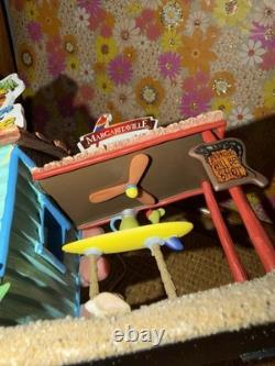 Department 56 Margaritaville Paradise Grill 2017