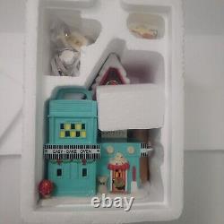 Department 56 North Pole Hasbro Easy Bake Bakery Building 4049202 Rare