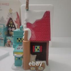 Department 56 North Pole Hasbro Easy Bake Bakery Building 4049202 Rare
