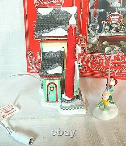 Department 56 North Pole LTD Gift Set of 2 Candle-Light Inn Welcoming Christmas