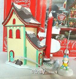 Department 56 North Pole LTD Gift Set of 2 Candle-Light Inn Welcoming Christmas