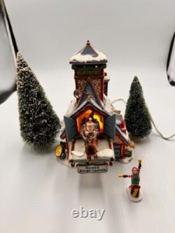 Department 56 North Pole Series Santa's Sleigh Launch #56734 Christmas