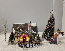 Department 56 Original Snow Village Christmas Lane Peppermint House Gift Set