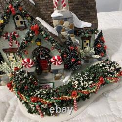 Department 56 Original Snow Village Christmas Lane Peppermint House Gift Set