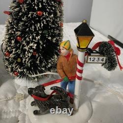 Department 56 Original Snow Village Christmas Lane Peppermint House Gift Set