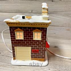 Department 56 Peanuts Peppermint Patty's Pet Palace Christmas Village With Box