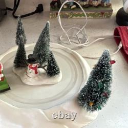 Department 56 Peanuts Snoopy Smoothes The Ice Christmas Village No box 2012