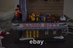 Department 56 Radio City Music Hall Christmas In The City withBox (56.58924)