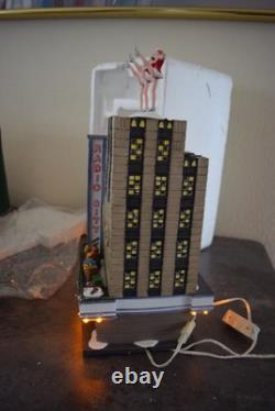Department 56 Radio City Music Hall Christmas In The City withBox (56.58924)