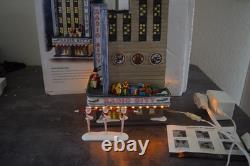 Department 56 Radio City Music Hall Christmas In The City withBox (56.58924)