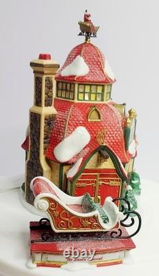 Department 56 Santa's Sleigh Maker (Set of 2) 2006 #56950 RETIRED Tested Works