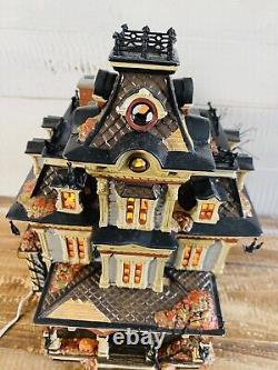 Department 56 Snow Village Halloween House Grimsly Manor 56.55004 Works In Box