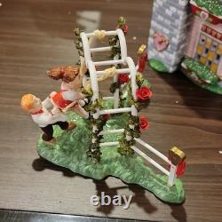 Department 56 Snow Village Hearts & Blooms Cottage Ceramic Porcelain 2002