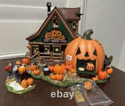 Department 56 Snow Village Jack's Pumpkin Carving Station