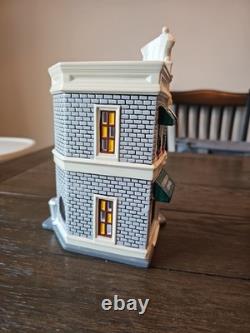 Department 56 Snow Village Starbucks Coffee MINT CONDITION