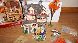 Department 56 Snow Village Thanksgiving At Grandmother's House Mint