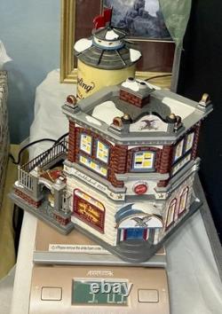 Department 56 Snow Village YUENGLING TAVERN BUILDING Ceramic Christmas NO LIGHT