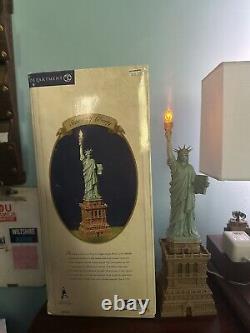 Department 56 Statue of Liberty American Pride Collection Great condition