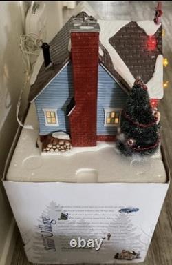 Department 56 THE PATRIOT HOUSE The Original Snow Village with Box Tested & Works