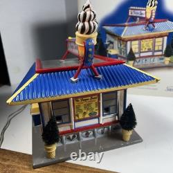 Department 56 The Frozen Swirl The Original Snow Village #56.55318