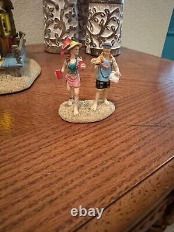 Department 56 margaritaville village Set Of 3 Buildings And 3 Figures Retired
