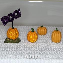 Dept 56 1031 Trick-Or-Treat Drive 55343 Halloween Light Sound + Cobblestone Mat
