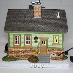 Dept 56 1031 Trick-Or-Treat Drive 55343 Halloween Light Sound + Cobblestone Mat